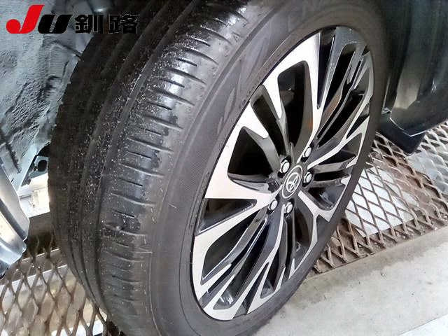 TOYOTA YARIS CROSS 2024