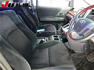 TOYOTA VELLFIRE 2008