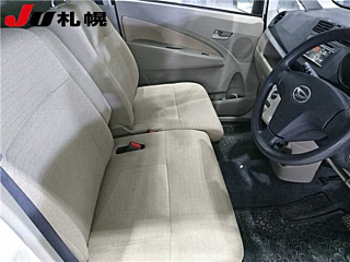 DAIHATSU MOVE 2014