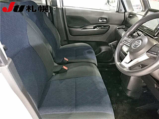 NISSAN ROOX 2021