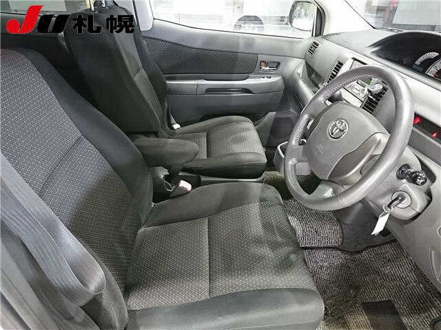 TOYOTA RAUM 2008