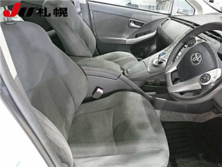 TOYOTA PRIUS 2010