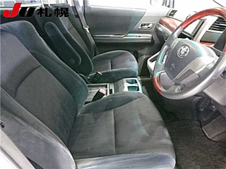 TOYOTA VELLFIRE 2008
