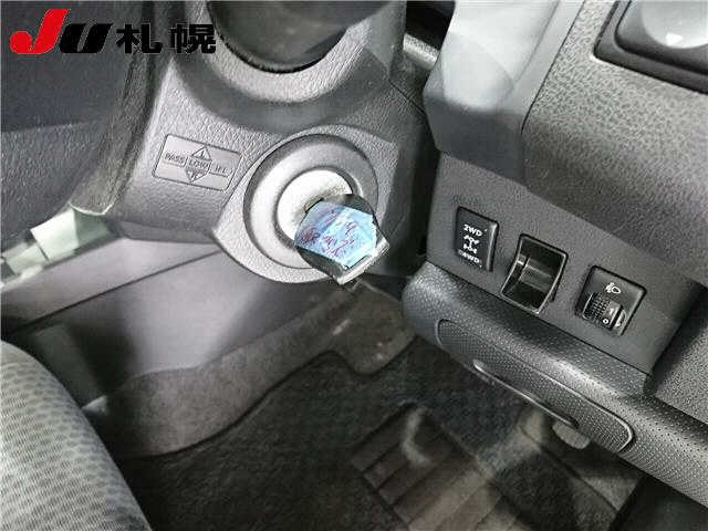 NISSAN WINGROAD 2011