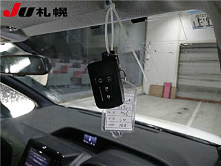 TOYOTA VOXY 2014