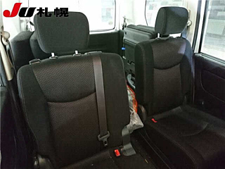 NISSAN SERENA 2013