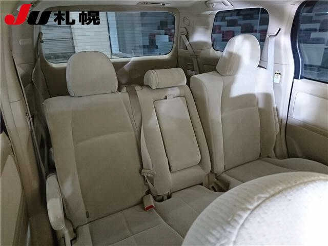 TOYOTA VELLFIRE 2009