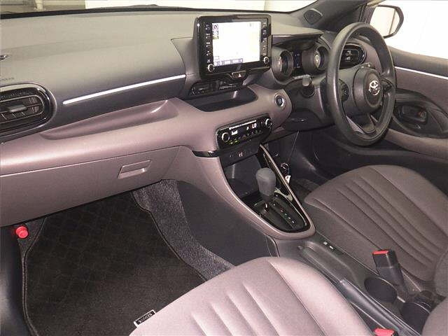 TOYOTA YARIS 2021