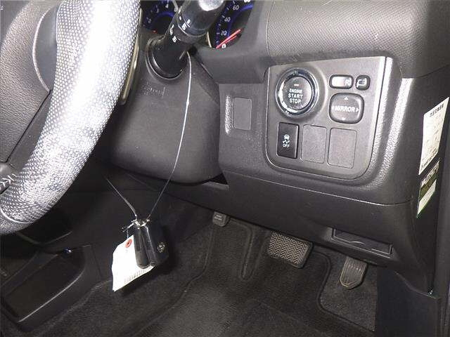 TOYOTA WISH 2012