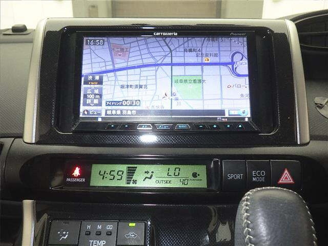 TOYOTA WISH 2012