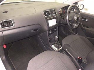 VOLKSWAGEN POLO 2012