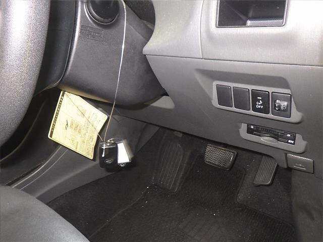 TOYOTA PRIUS ALPHA 2014