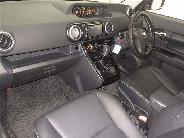 TOYOTA COROLLA RUMION 2012