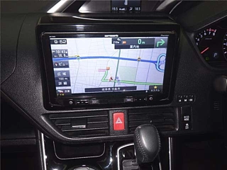 TOYOTA VOXY 2019