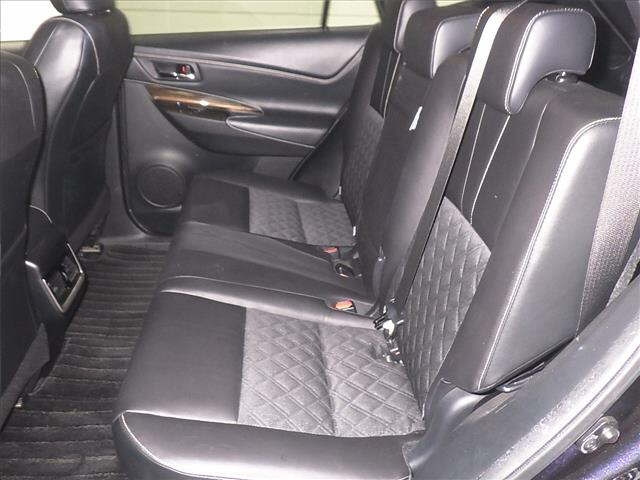TOYOTA HARRIER 2014