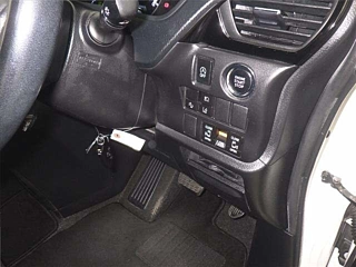 TOYOTA VOXY 2019