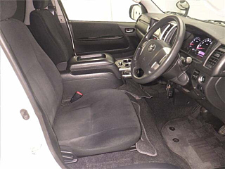 TOYOTA HIACE VAN 2014