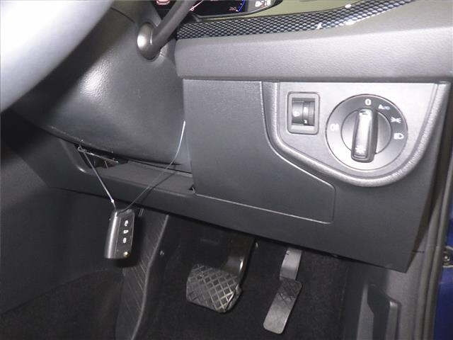 VOLKSWAGEN POLO 2022