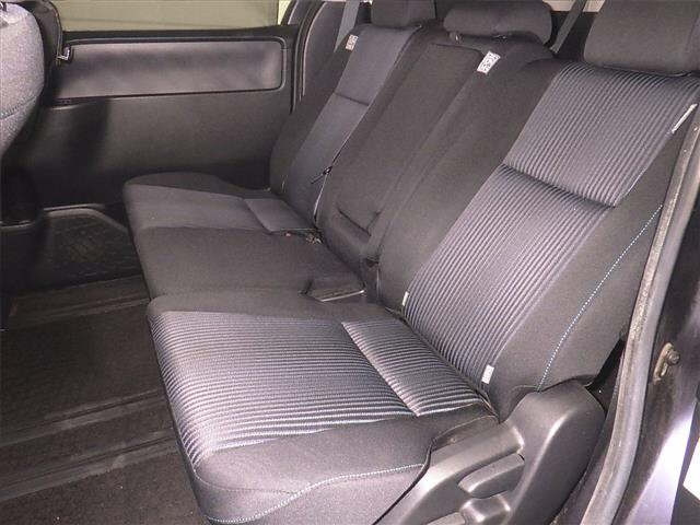 TOYOTA NOAH 2014