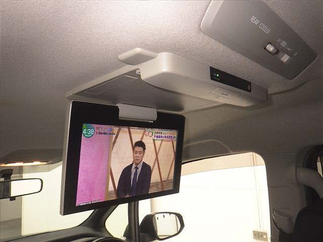 TOYOTA NOAH 2014