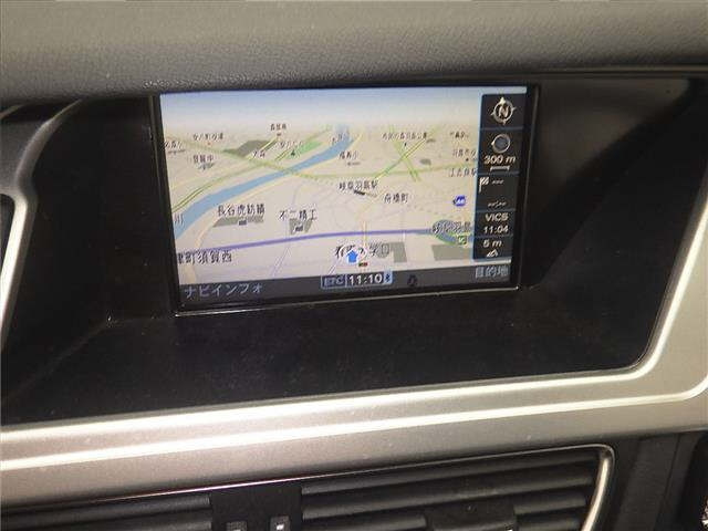AUDI A4 2011