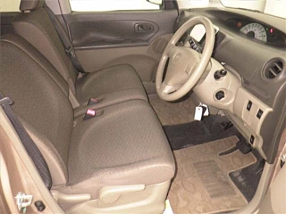 DAIHATSU TANTO 2010
