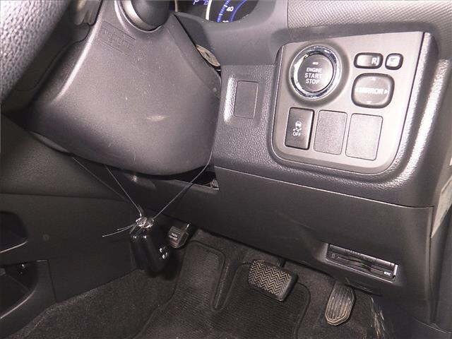 TOYOTA WISH 2014