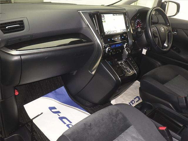 TOYOTA VELLFIRE 2018
