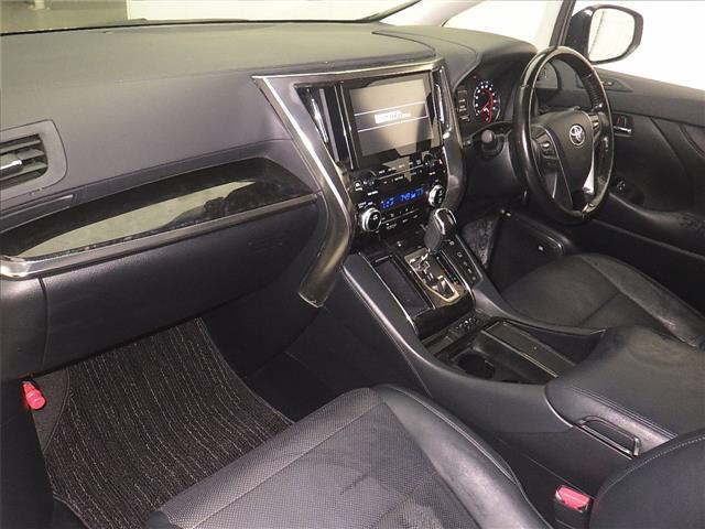 TOYOTA ALPHARD 2018