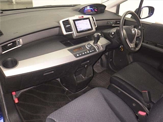 HONDA FREED 2012