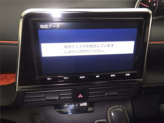 TOYOTA SIENTA 2018