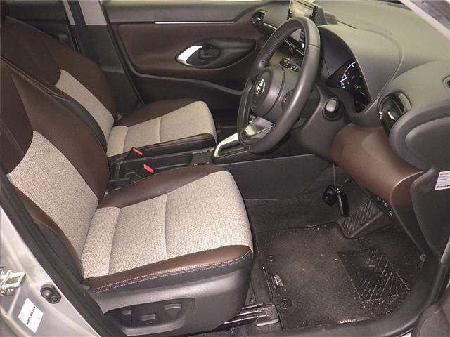 TOYOTA YARIS CROSS 2020