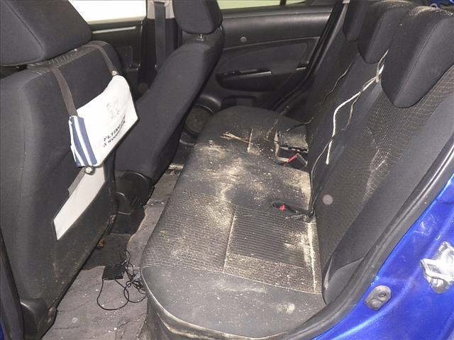 SUZUKI SWIFT 2015