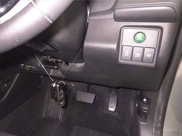 HONDA VEZEL 2014