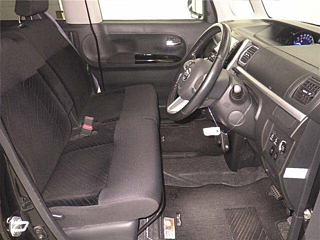 DAIHATSU TANTO 2015
