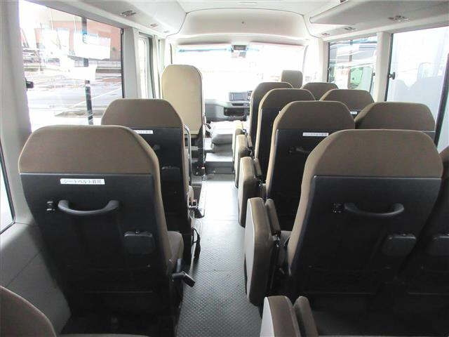 TOYOTA COASTER 2017