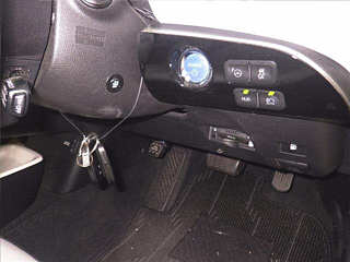 TOYOTA PRIUS 2018