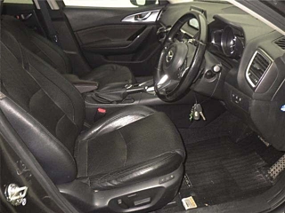 MAZDA AXELA 2017