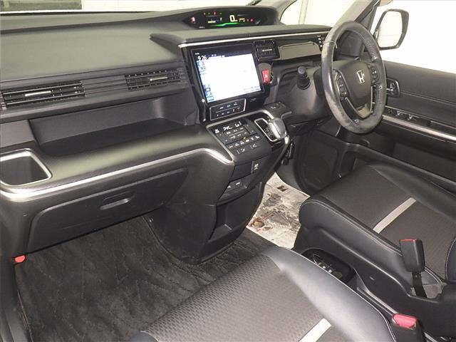 HONDA STEP WAGON 2019