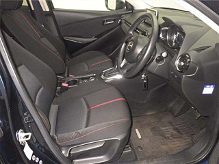 MAZDA DEMIO 2015