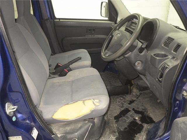 DAIHATSU HIJET VAN 2010