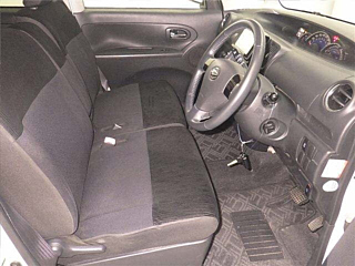 DAIHATSU TANTO 2011