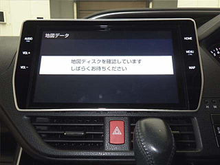 TOYOTA VOXY 2019