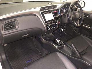 HONDA GRACE 2017