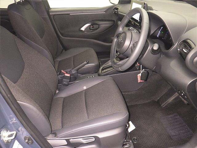 TOYOTA YARIS 2025