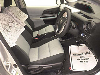 TOYOTA AQUA 2013