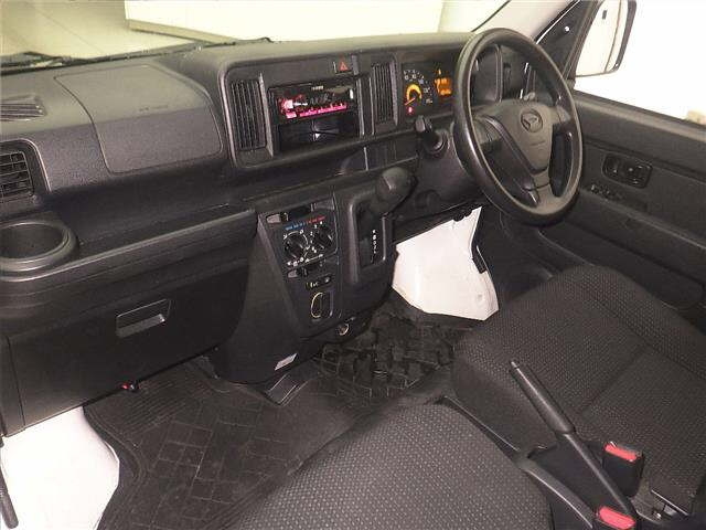 DAIHATSU HIJET VAN 2020