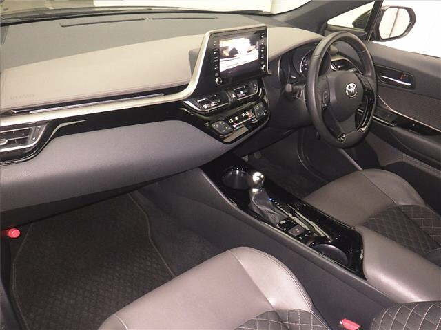 TOYOTA C-HR 2019
