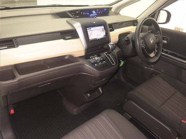 HONDA FREED 2017