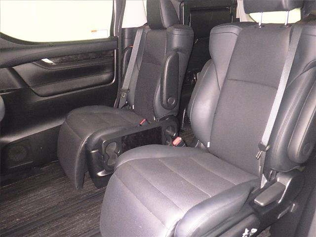 TOYOTA VELLFIRE 2019